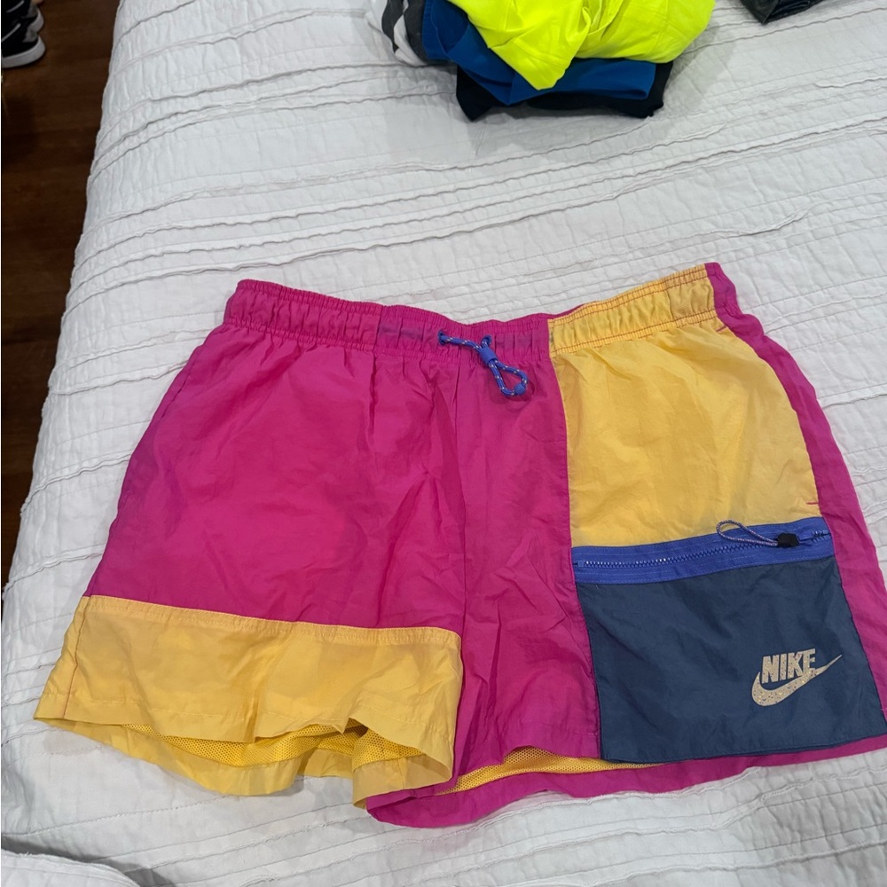 Nike Colorblock Icon Clash Shorts